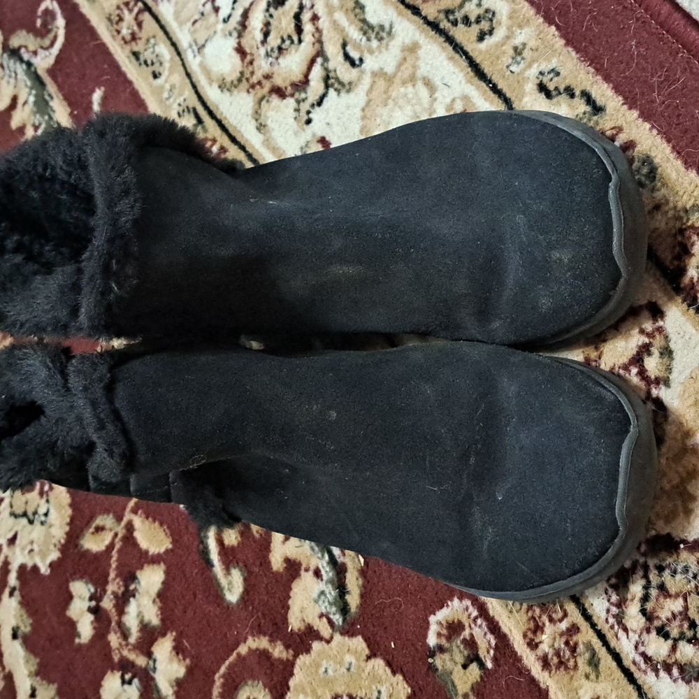 Black Skechers Winter Boots